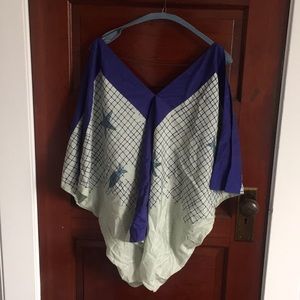 RICHARD RUIZ  DEEP V WINGED TOP